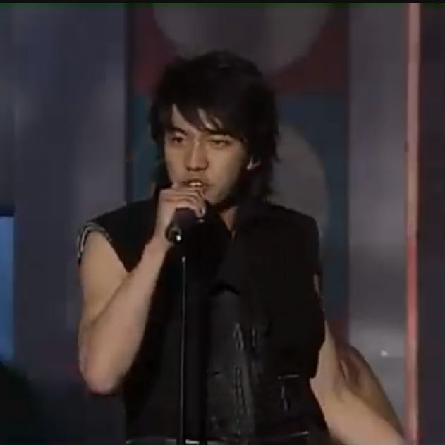 イ・スンギのビハインドカット