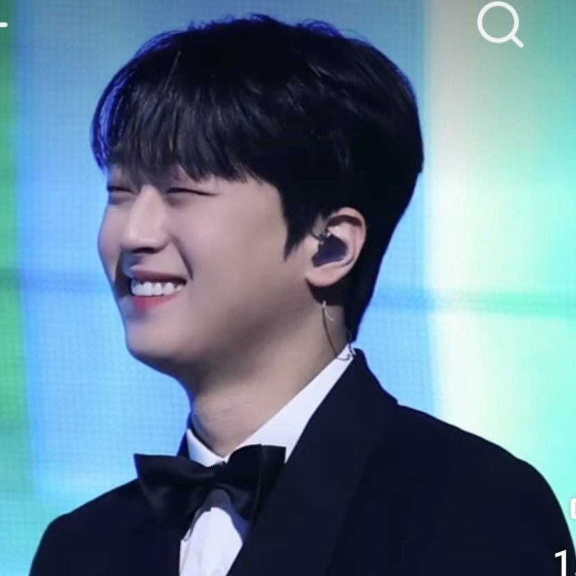 이찬원의 최신 사진