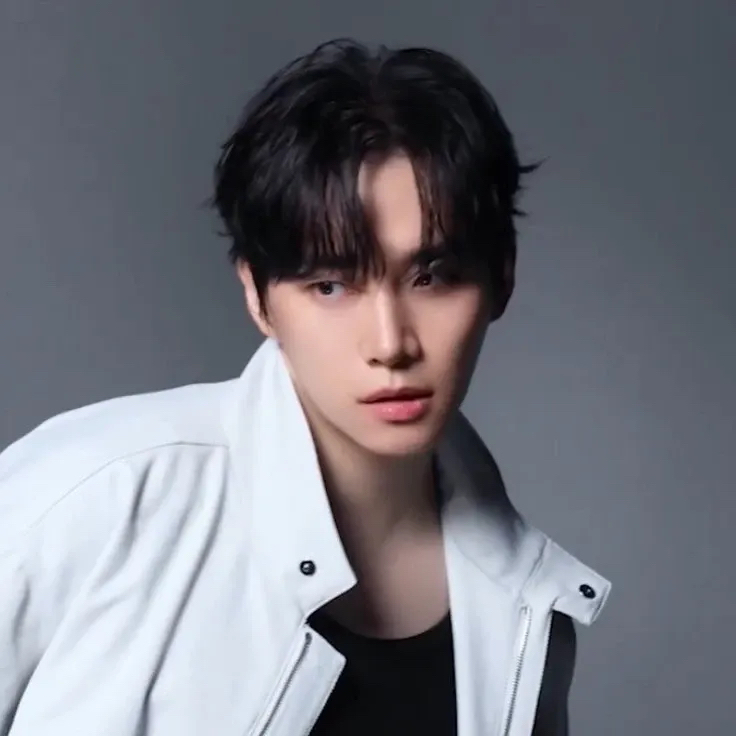 Foto kegiatan terbaru dari Lee Junho