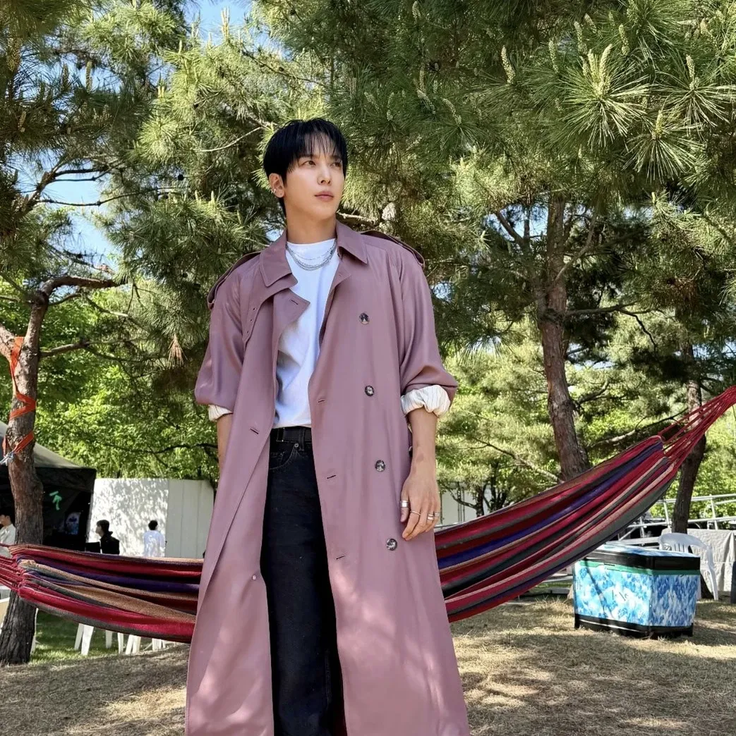 Cuplikan di balik layar dari Jung Yonghwa