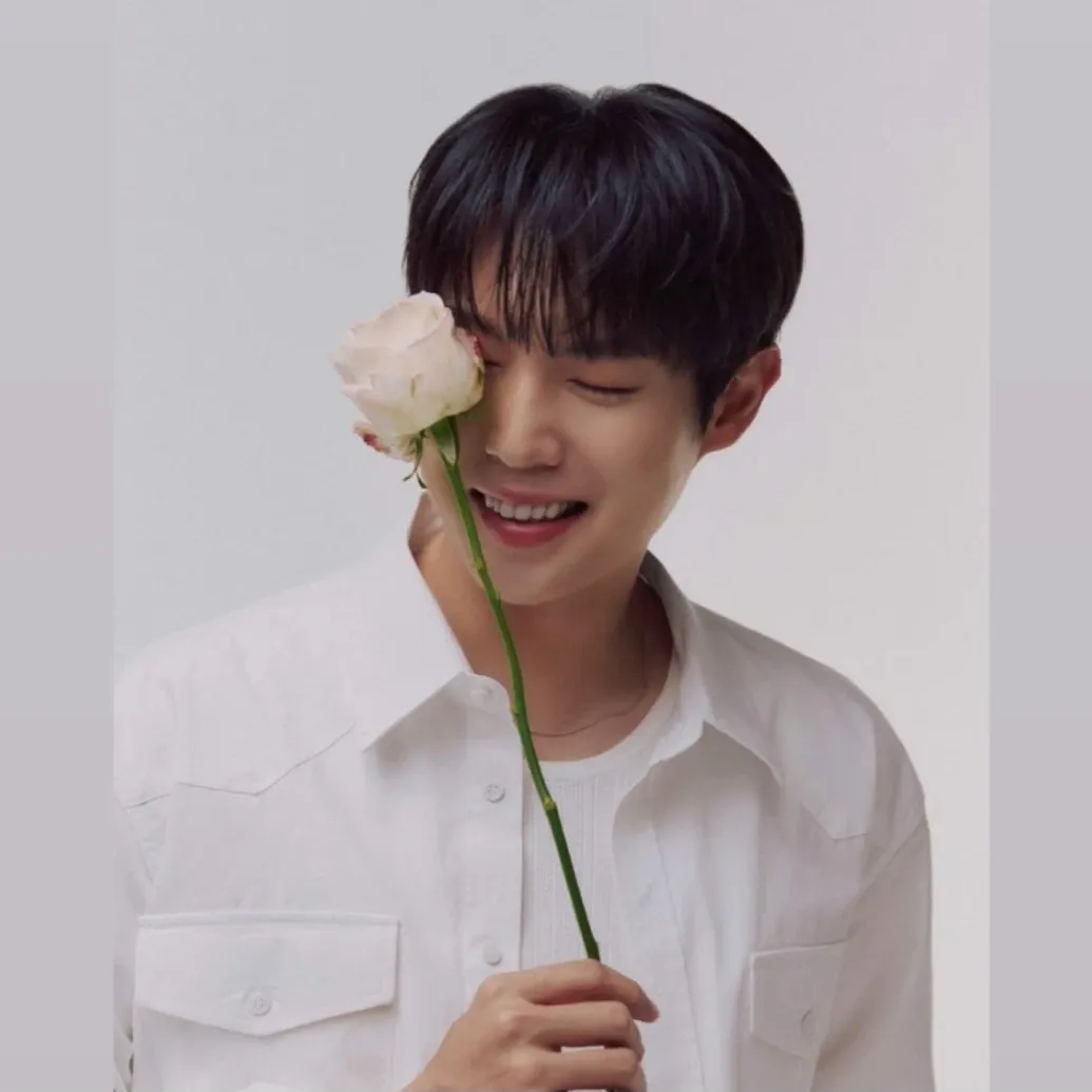 Behind-the-scenes cut of Son Taejin