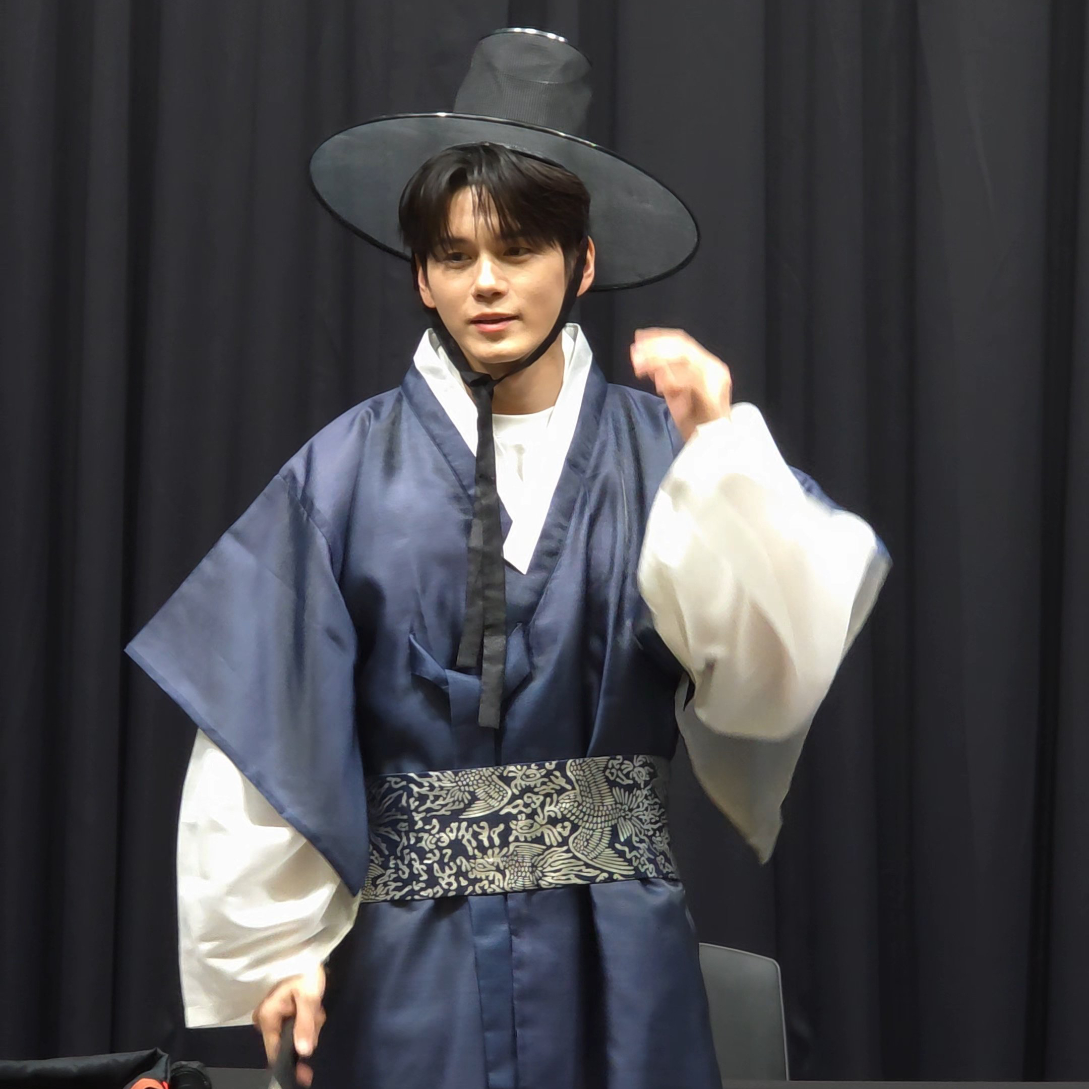 オン・ソンウのビハインドカット