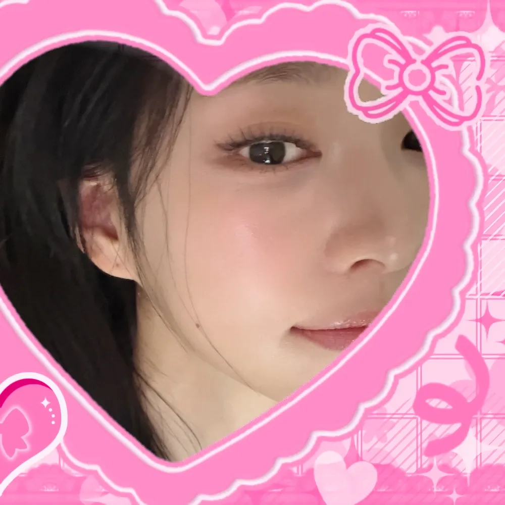 Behind-the-scenes cut of Kim Minju