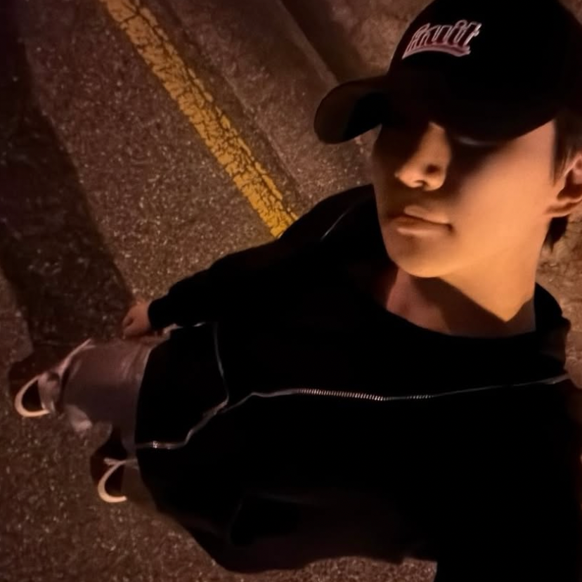 Recent activity shot of Lee Junho