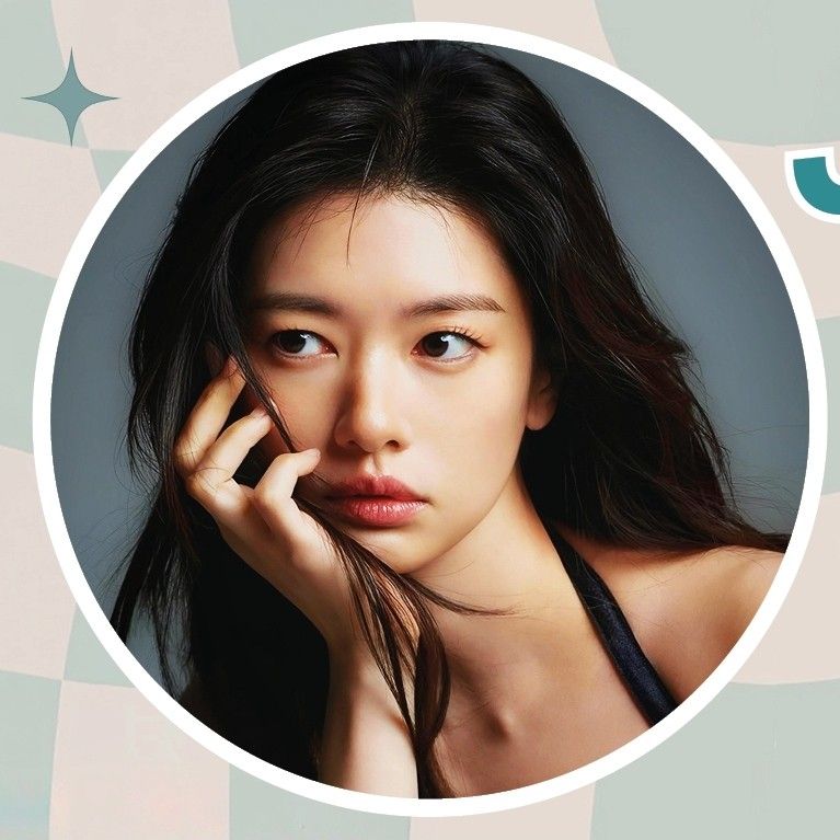 Hottest celeb community feed today