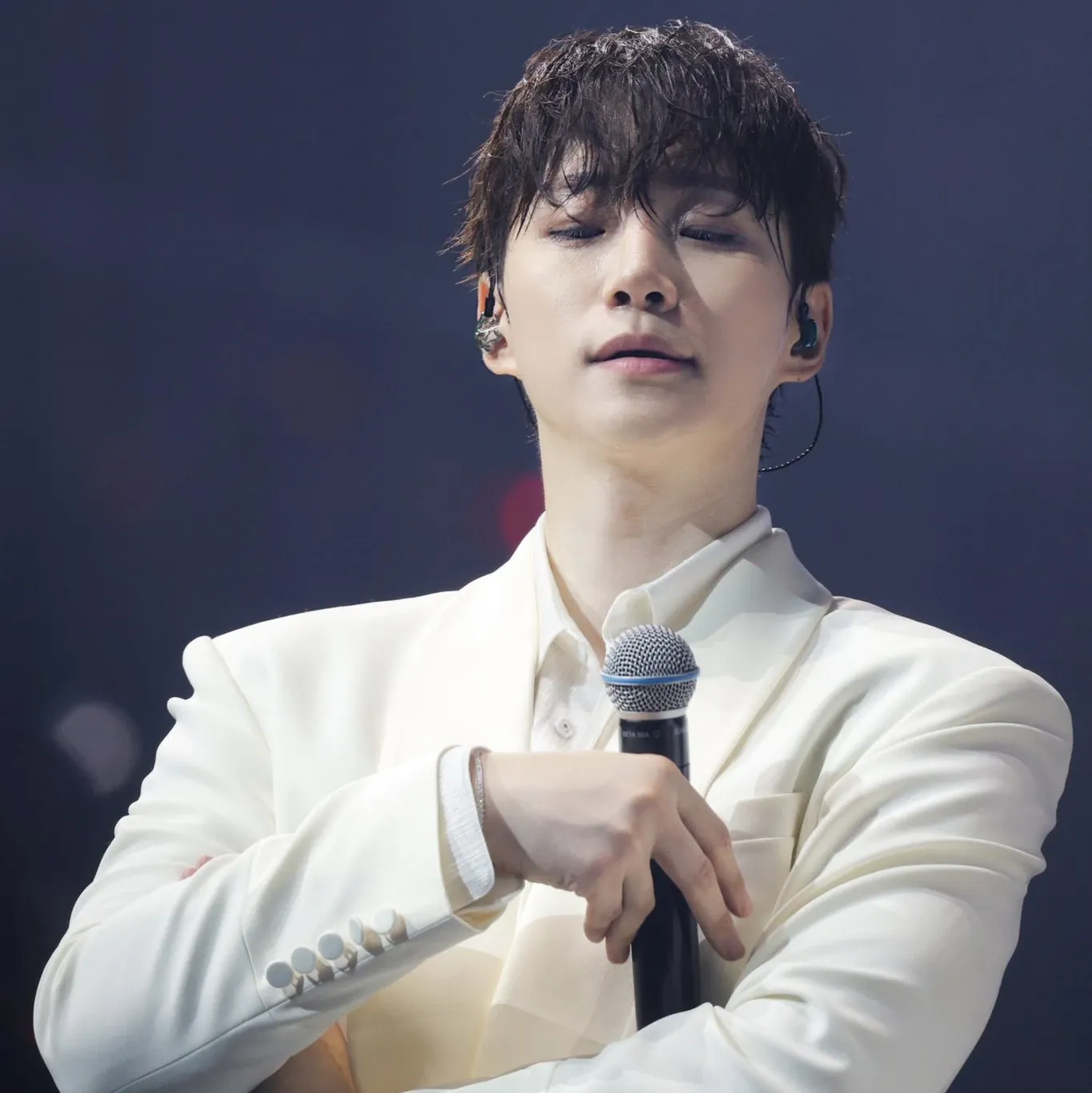 Foto kegiatan terbaru dari Lee Junho