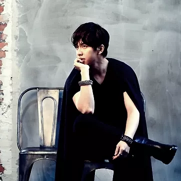 Foto terbaru dari Lee Seunggi