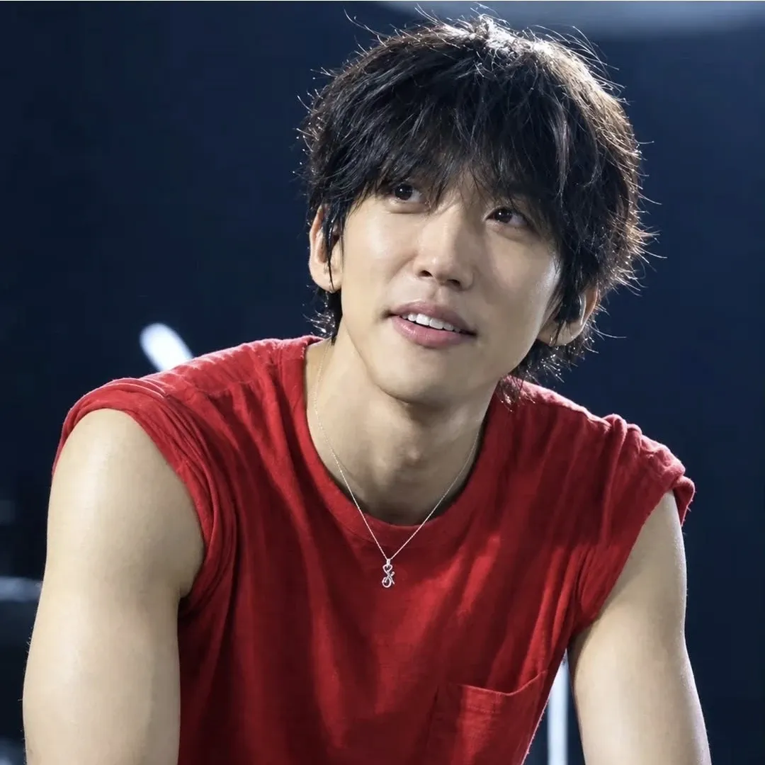 Recent activity shot of Lee Seungyoon