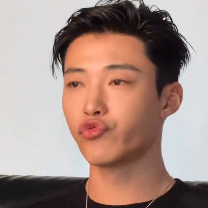 Behind-the-scenes cut of Woo Dohwan