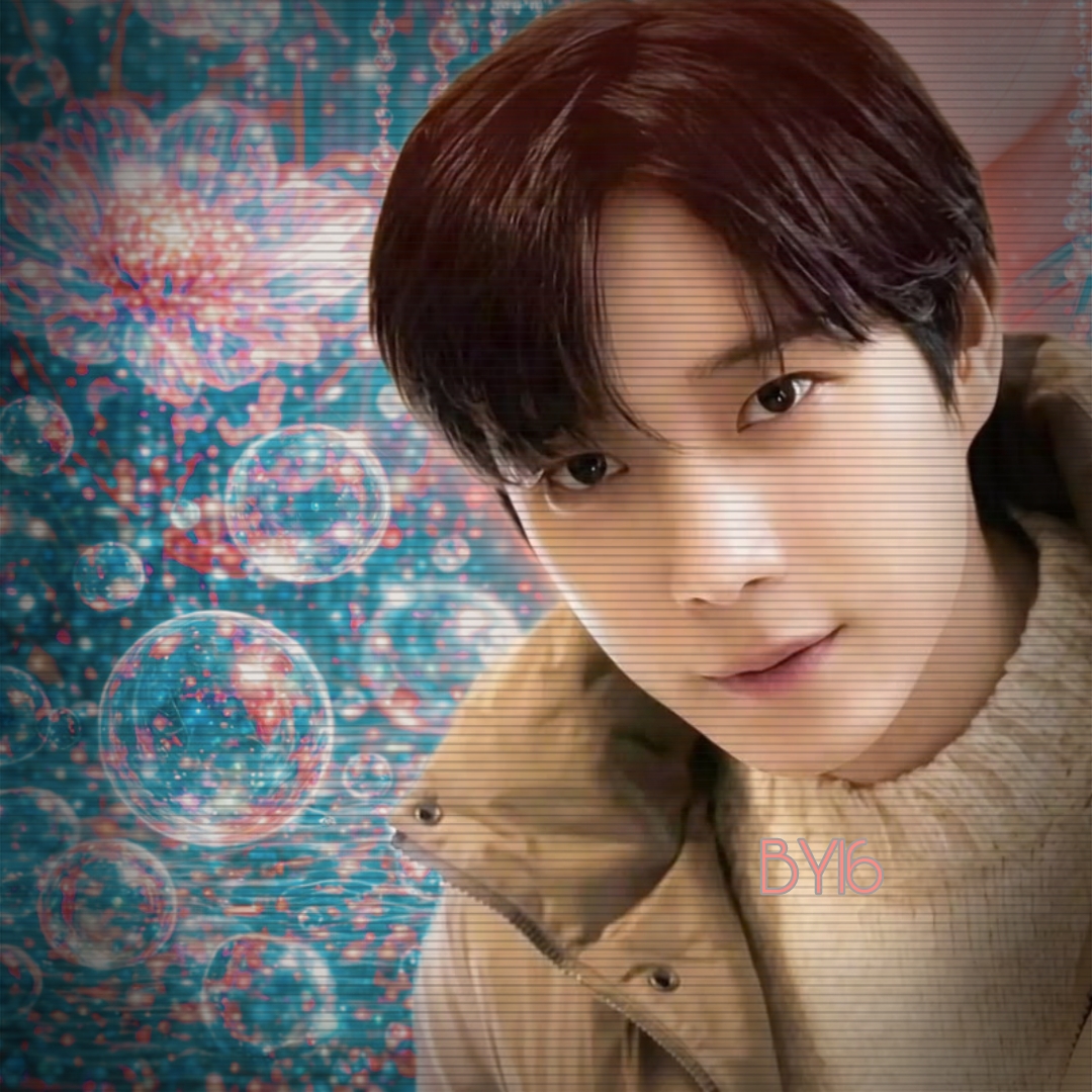 A moment captured by a fan of Kim Youngdae