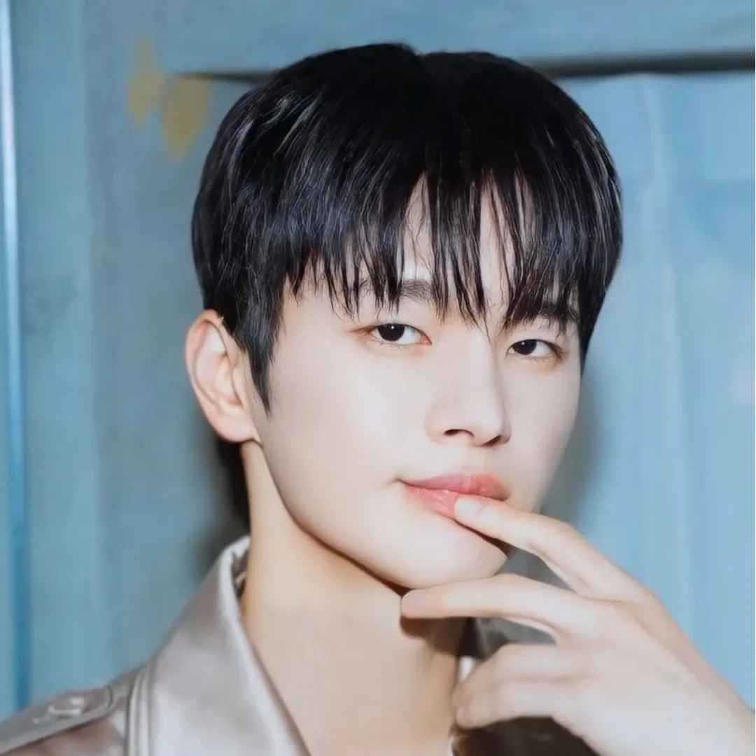 서인국의 최신 사진
