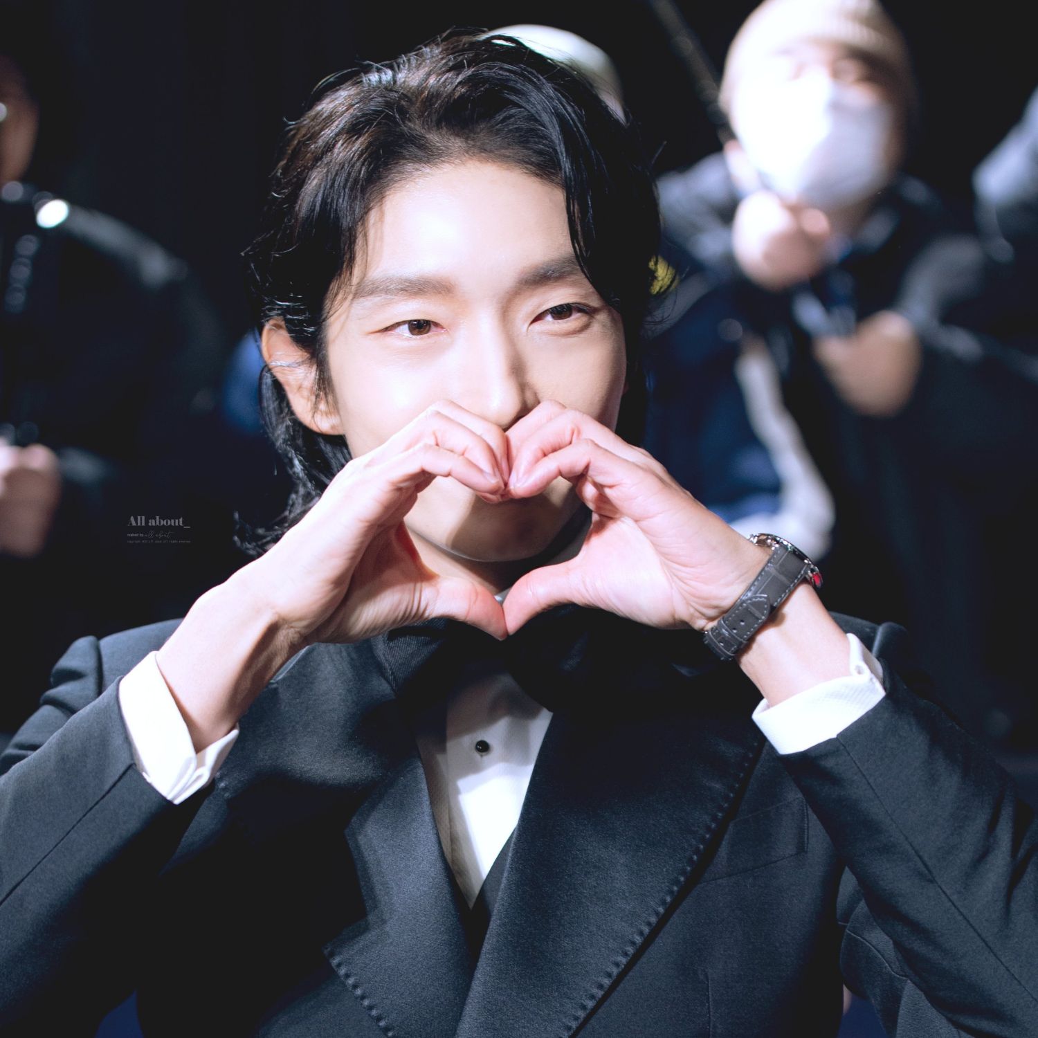 Behind-the-scenes cut of Lee Joongi
