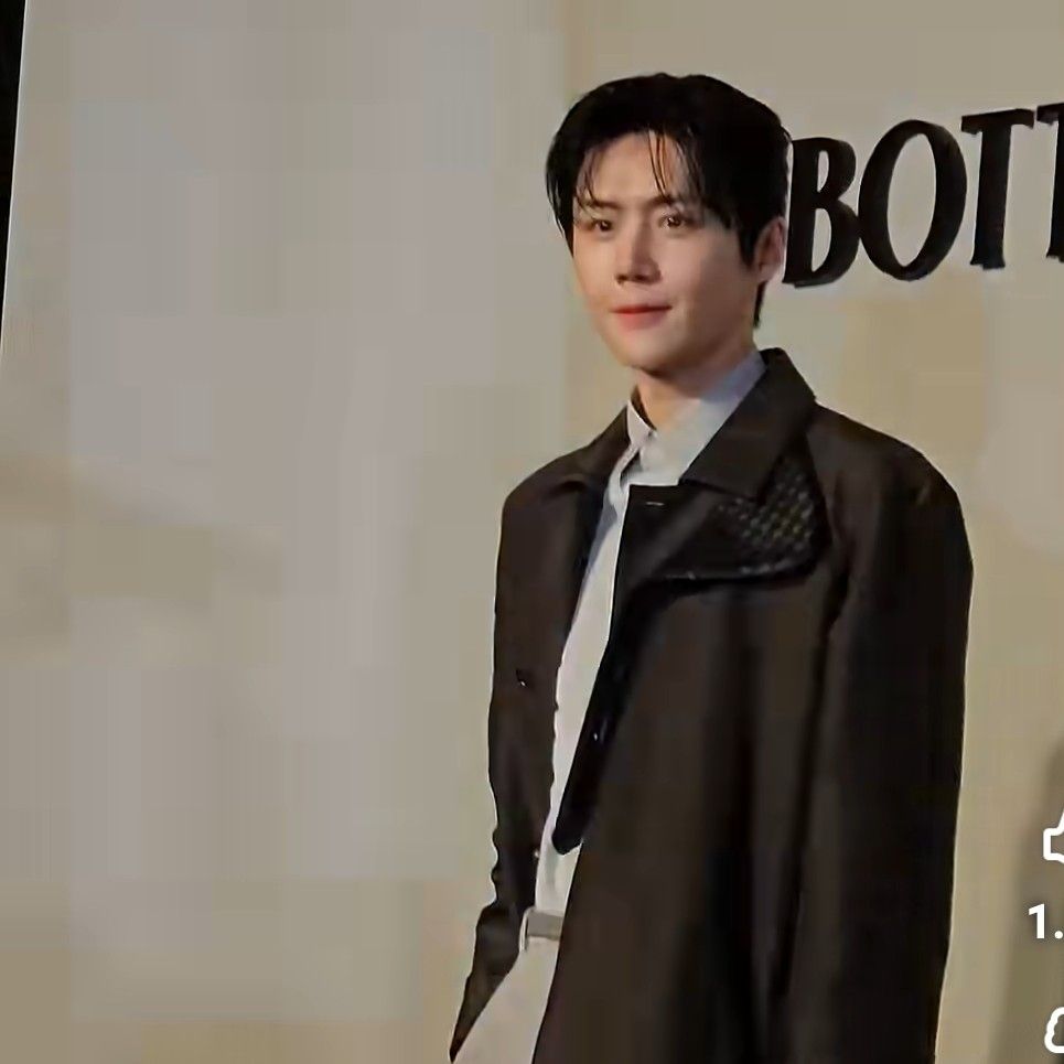 A moment captured by a fan of Kim Seonho