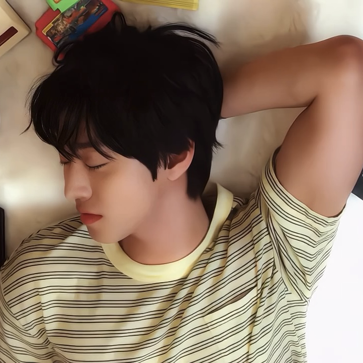 안효섭 최근 활동샷