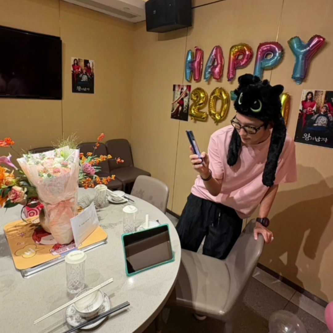 Latest photo of Lee Joongi