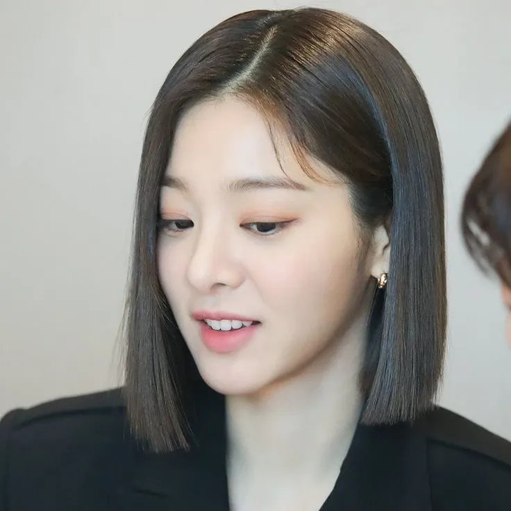Latest photo of Seol Inah