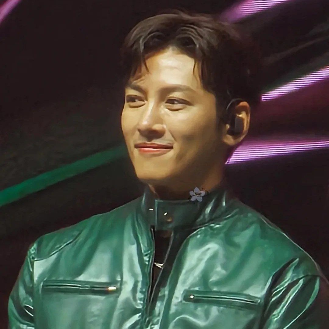 지창욱 최근 활동샷