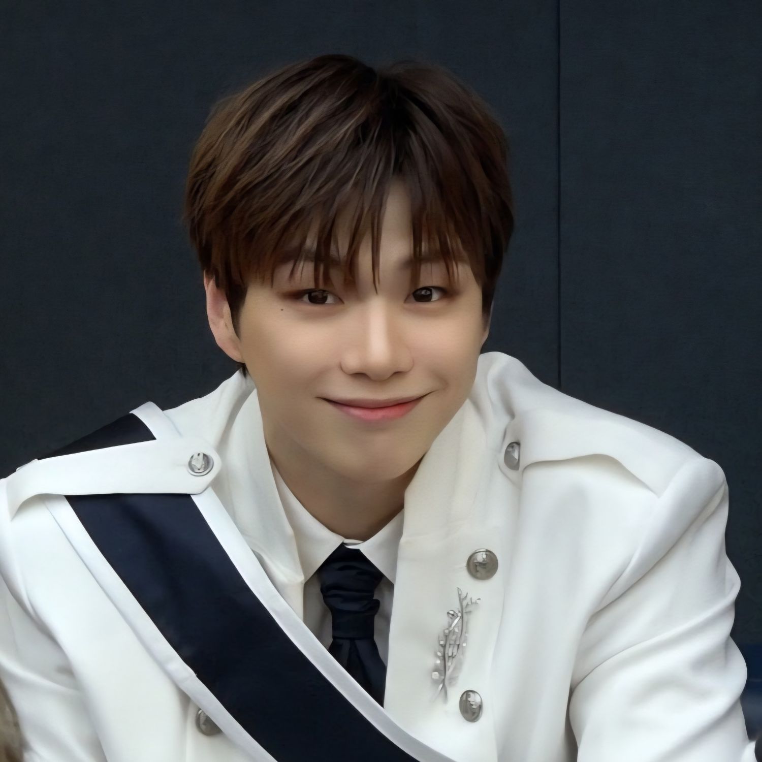 Behind-the-scenes cut of Gumayusi