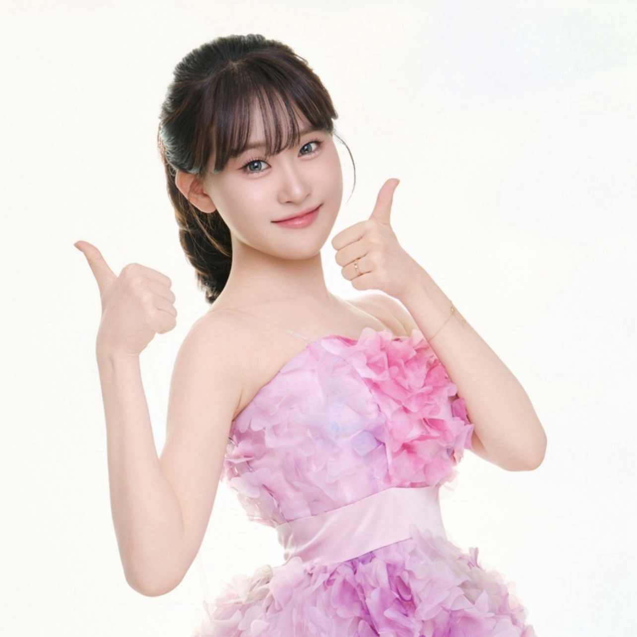 Momen yang diabadikan oleh penggemar Kim Dahyun