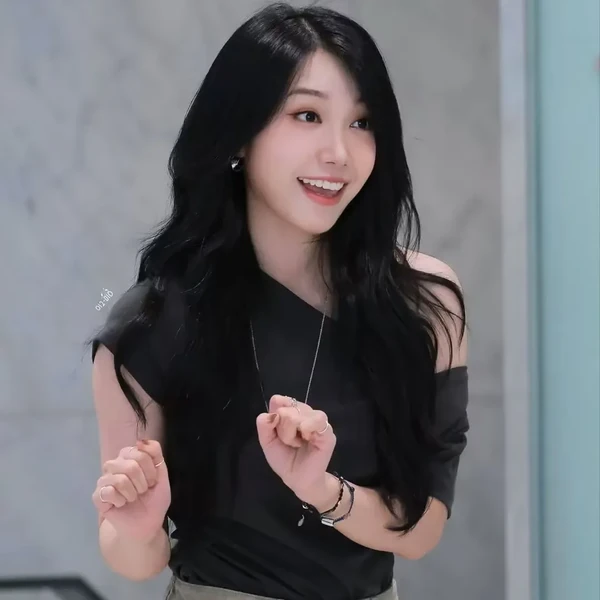 Top moment of Jung Eunji selected by the fandom