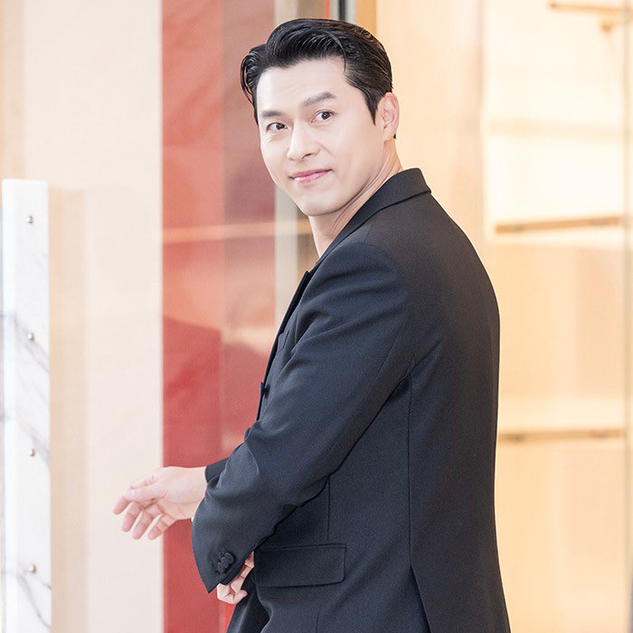 Cuplikan di balik layar dari Hyun Bin