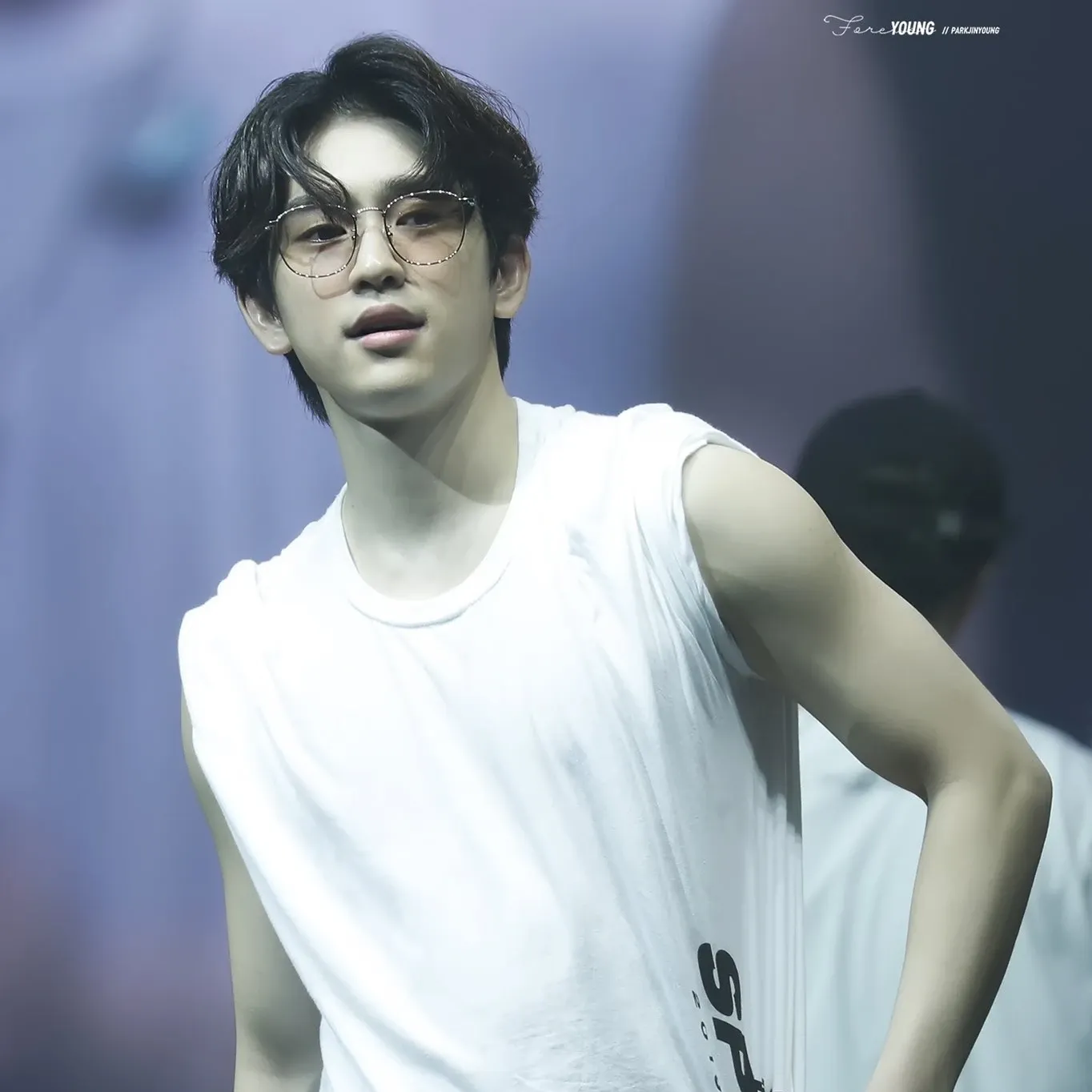 Foto terbaru dari Park Jinyoung