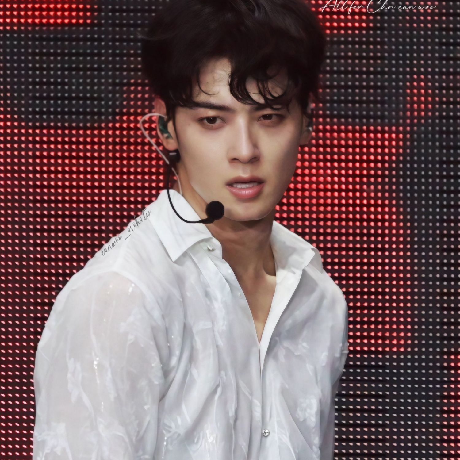 Momen yang diabadikan oleh penggemar Cha Eunwoo