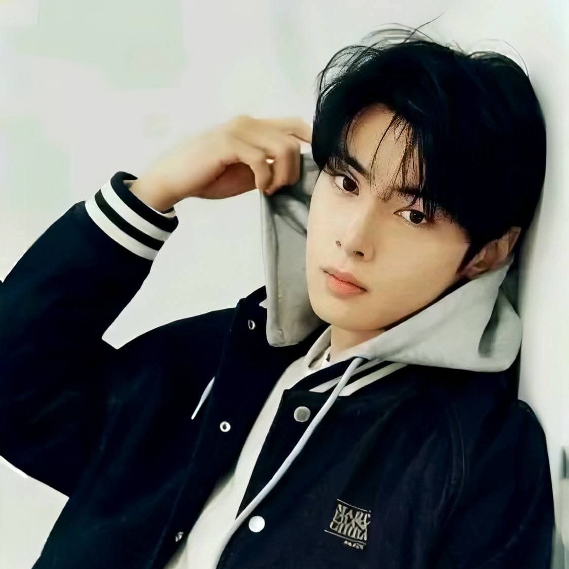 Foto kegiatan terbaru dari Cha Eunwoo