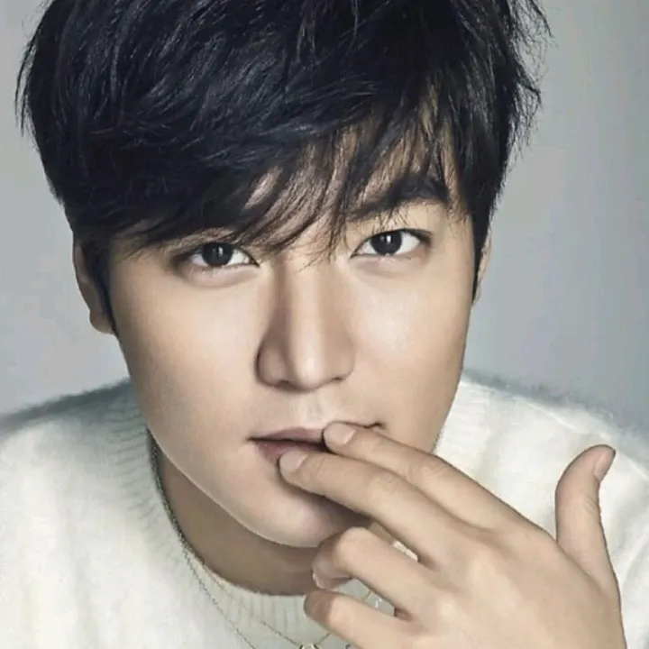Recent activity shot of Lee Minho