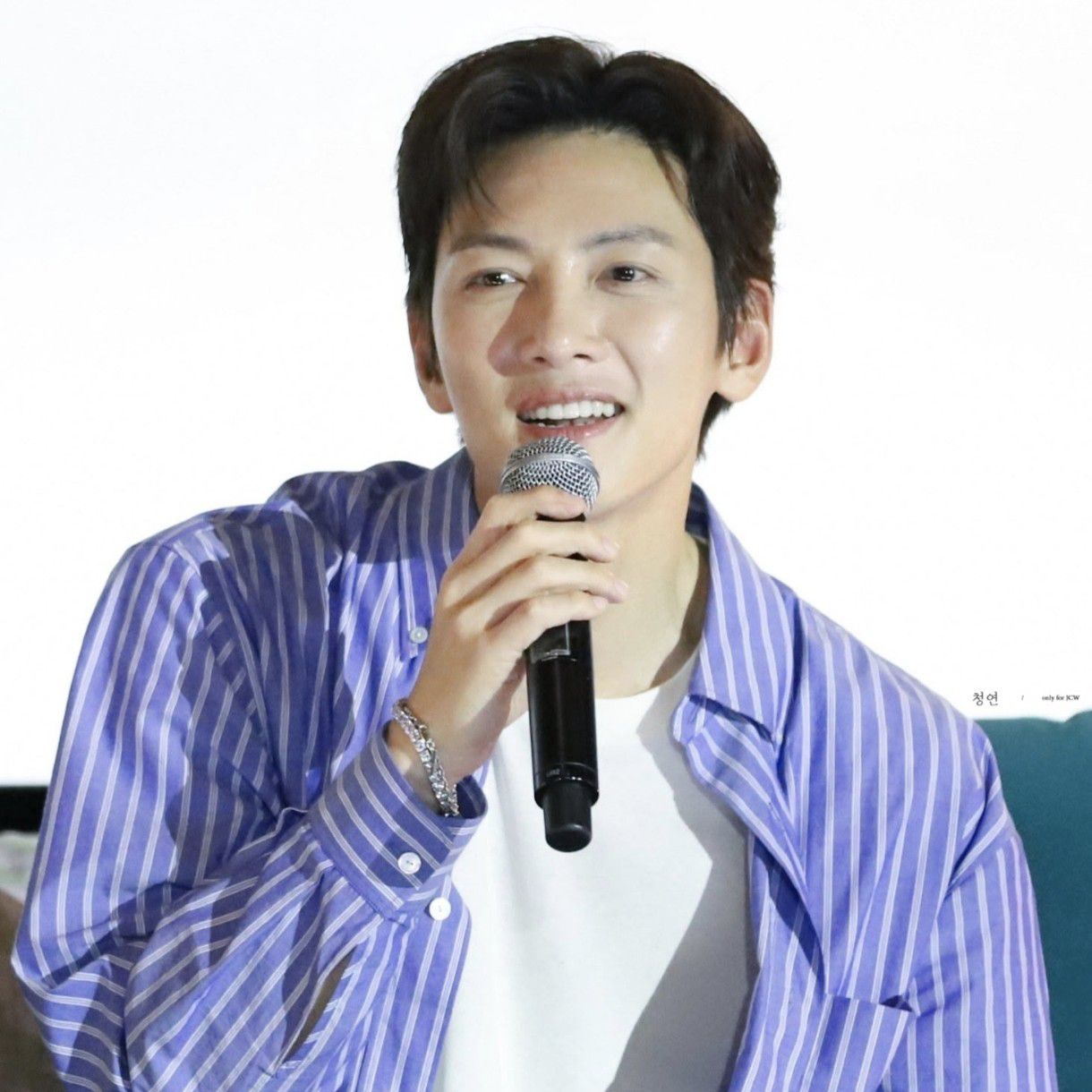 チ・チャンウクの最近の活動ショット