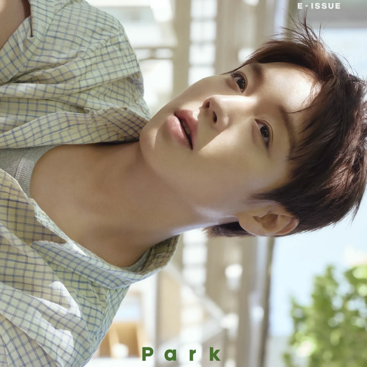 A moment captured by a fan of Park Jihoon