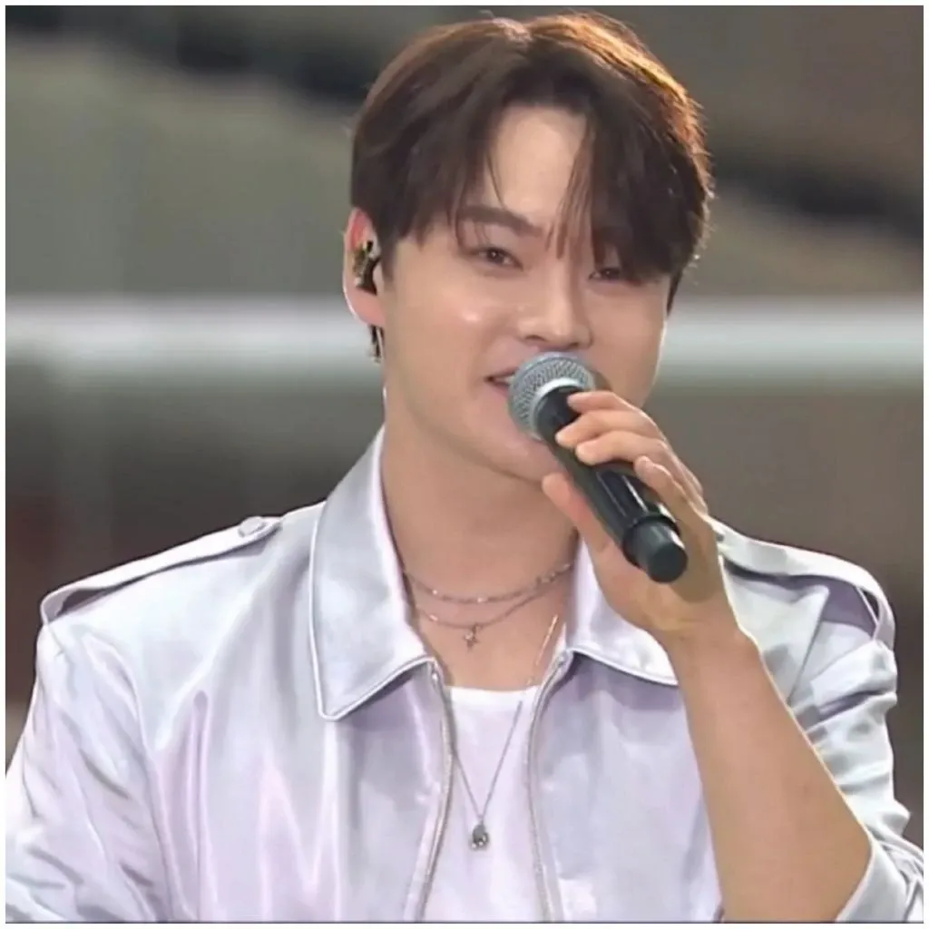 박서진의 비하인드 컷
