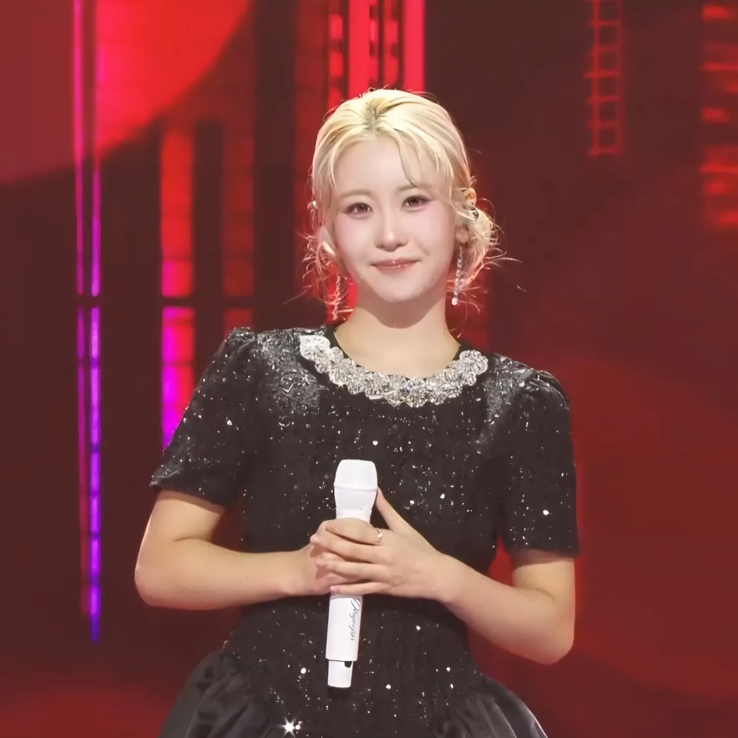 Recent activity shot of Oh Yujin