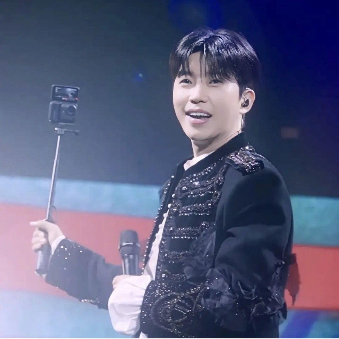 Foto terbaru dari Lim Youngwoong