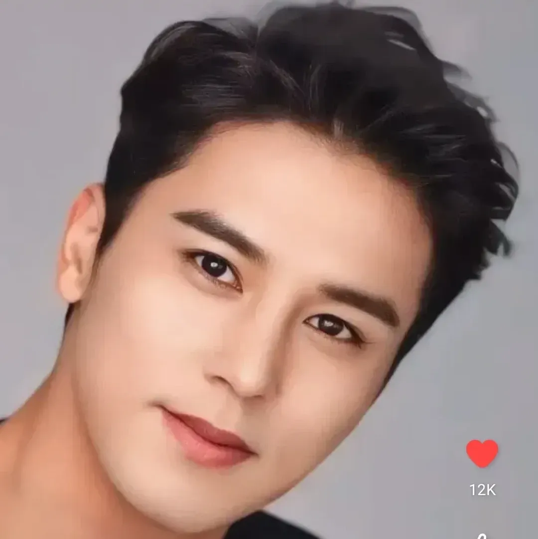 Foto kegiatan terbaru dari Jang Minho