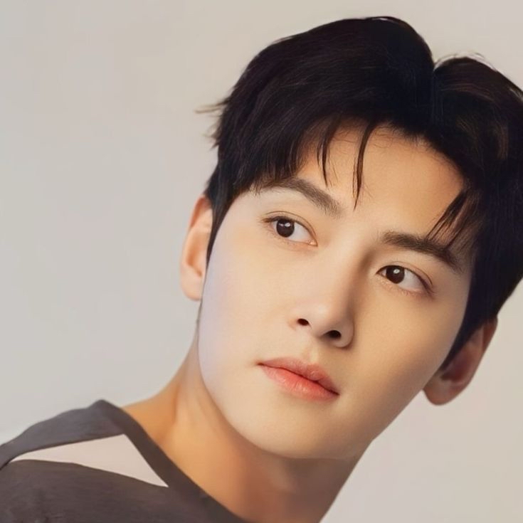 池昌旭的最新照片