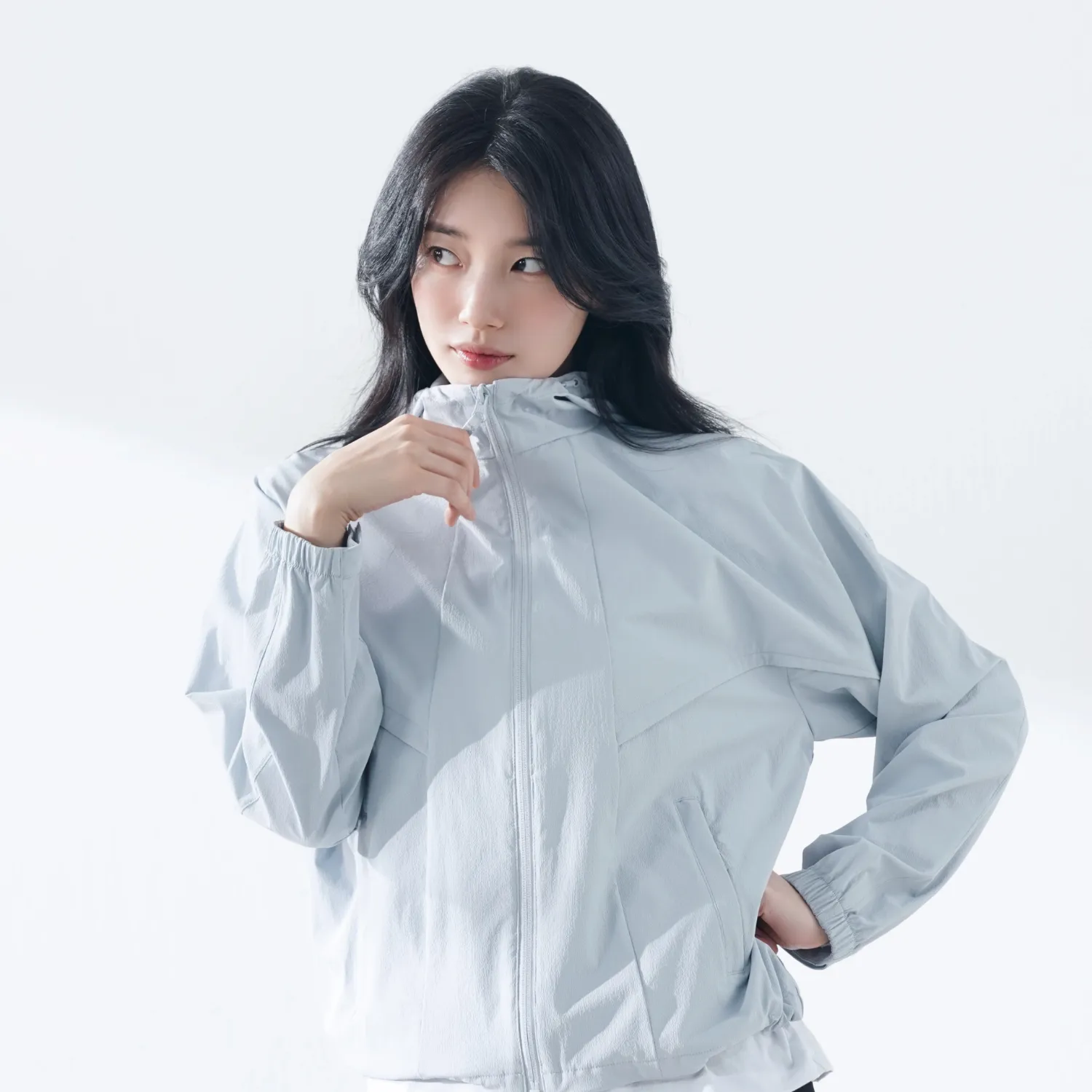 ペ・スジの最新写真