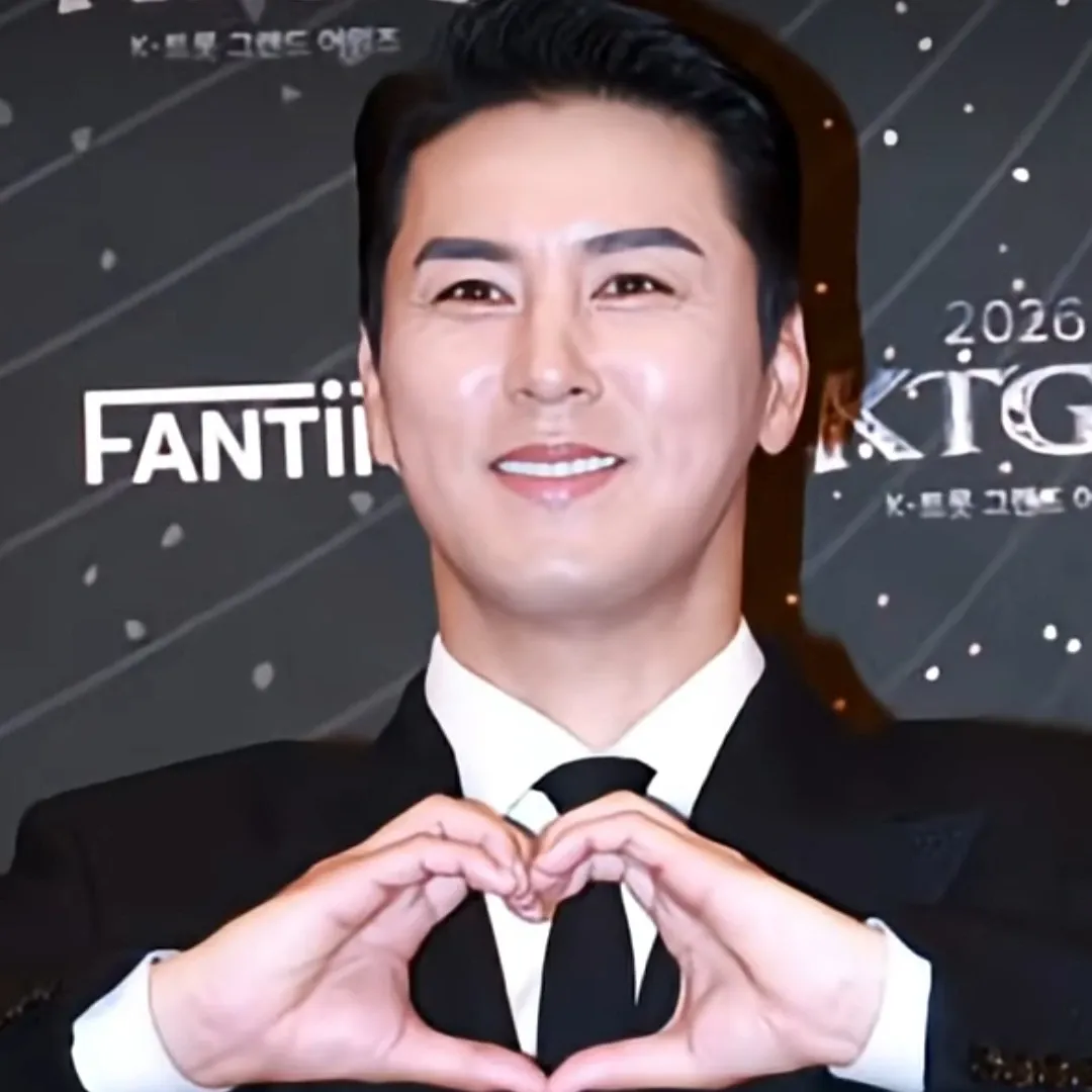Foto kegiatan terbaru dari Jang Minho