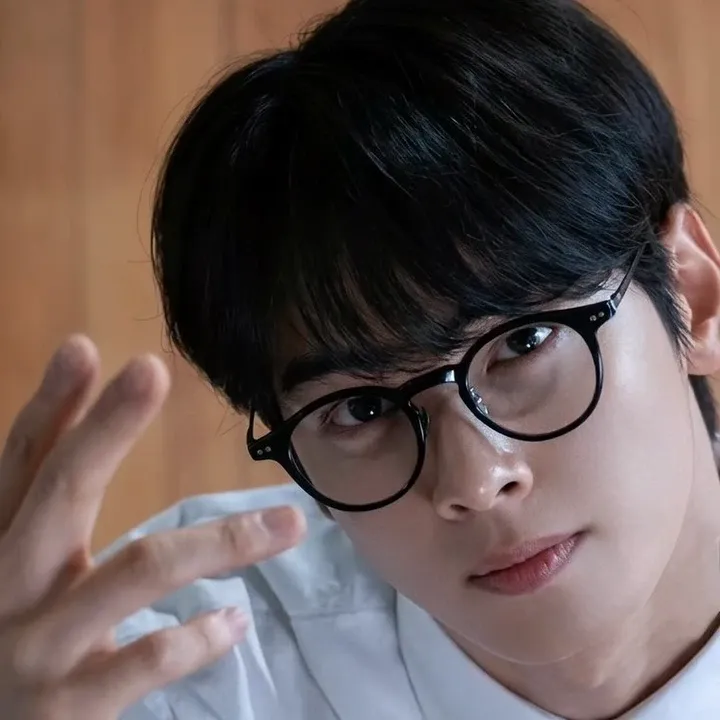 粉丝拍下的车银优瞬间