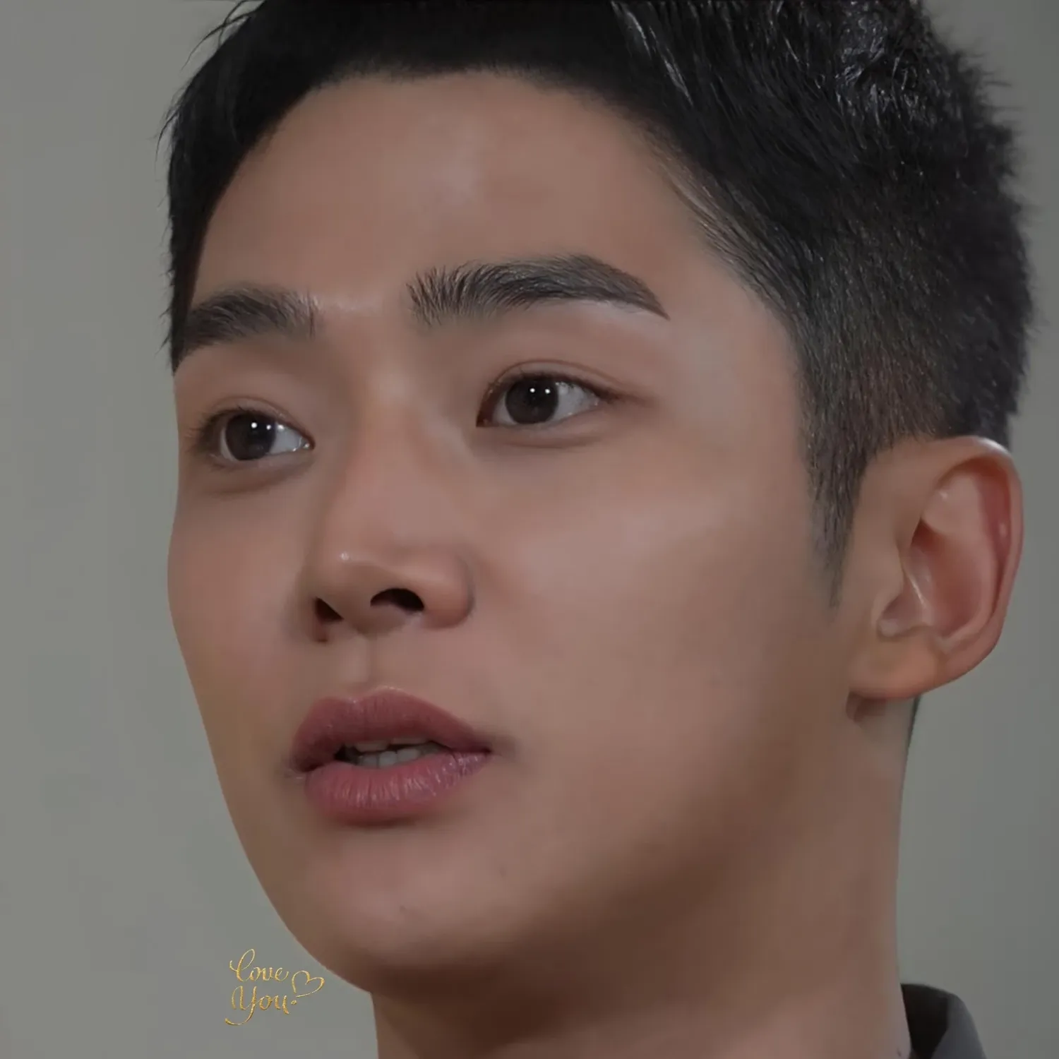 Foto terbaru dari Rowoon