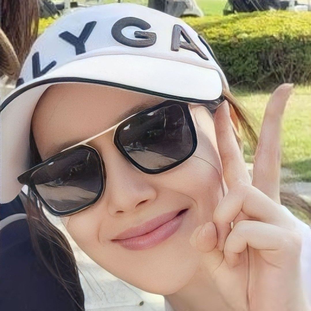 Foto kegiatan terbaru dari Moon Chaewon