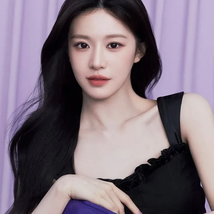 Behind-the-scenes cut of Go Younjung