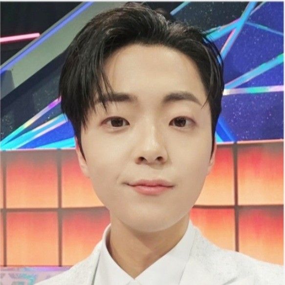 Recent activity shot of Park Minsu