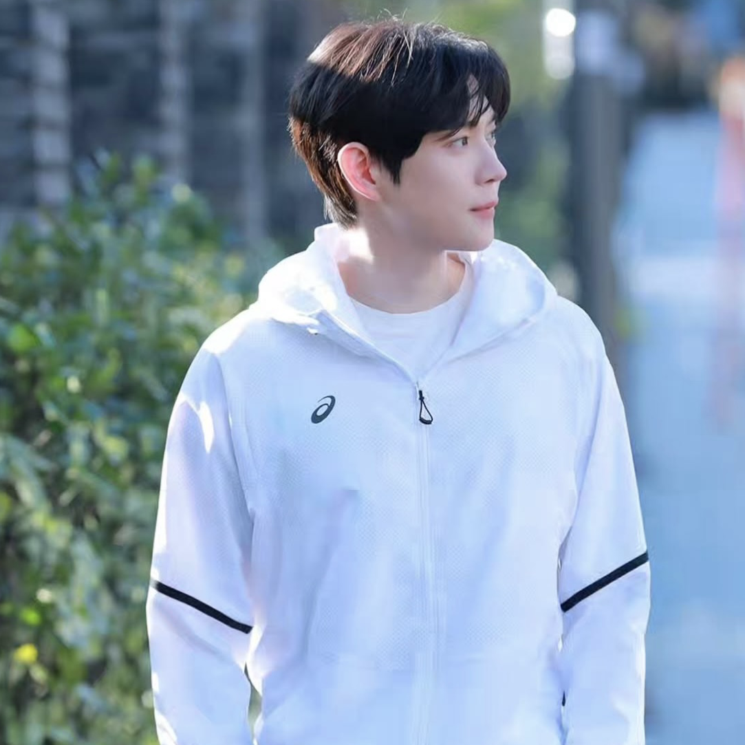 A moment captured by a fan of Kim Youngdae