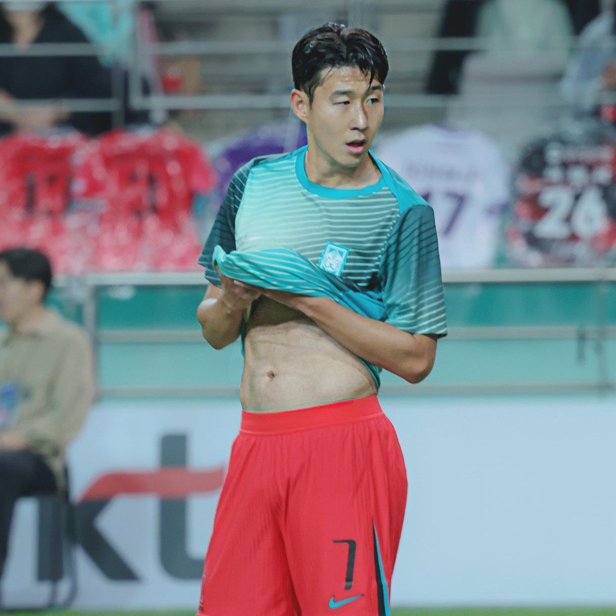 Son Heungmin的最新照片