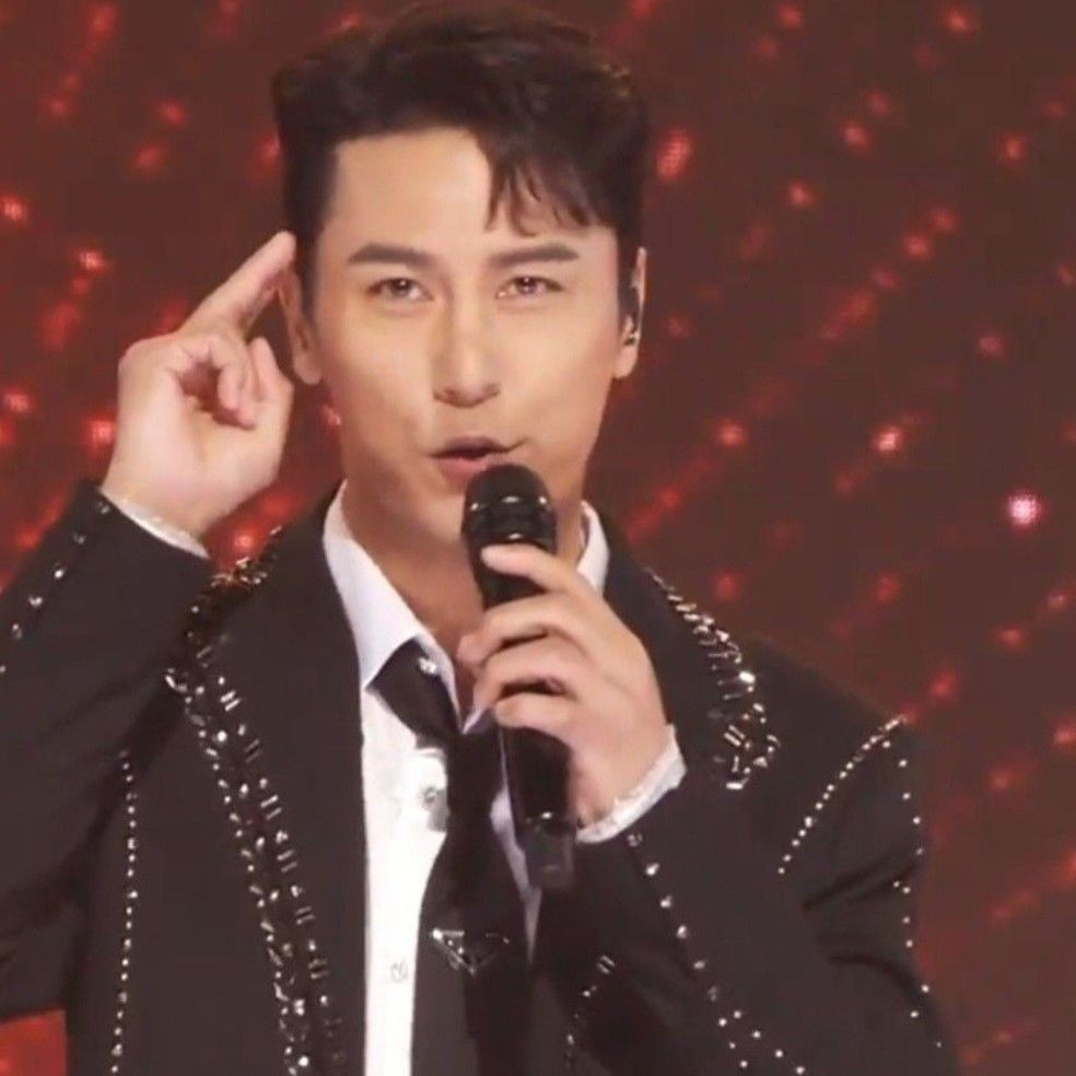 Foto kegiatan terbaru dari Jang Minho