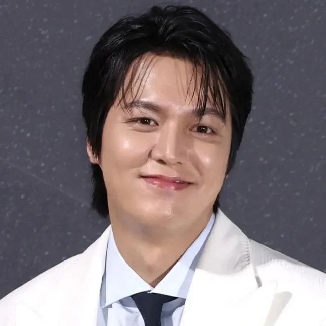Behind-the-scenes cut of Lee Minho