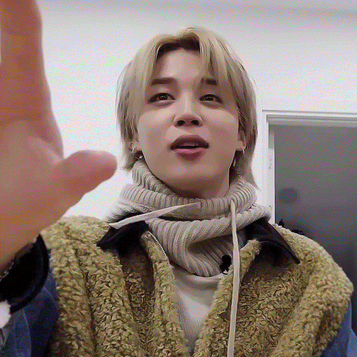 Recent activity shot of Ha Jimin