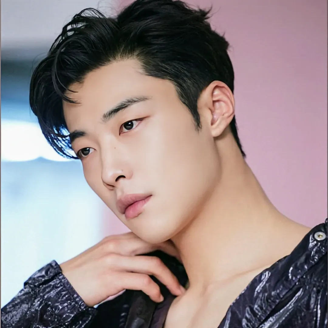 Behind-the-scenes cut of Woo Dohwan