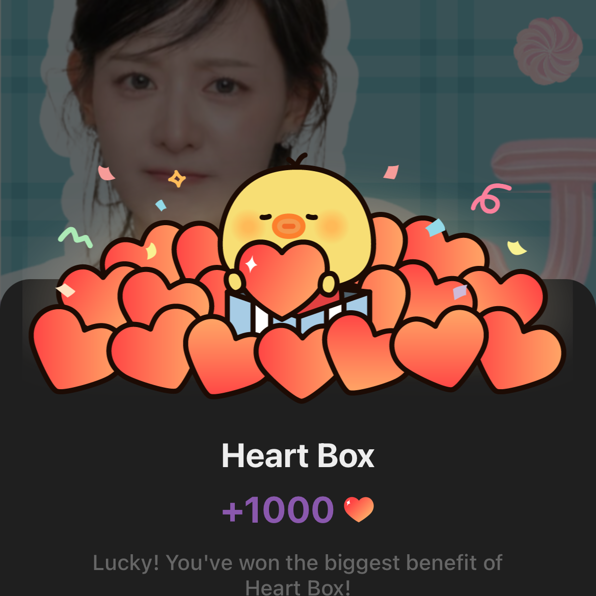 Behind-the-scenes cut of Kim Jiwon